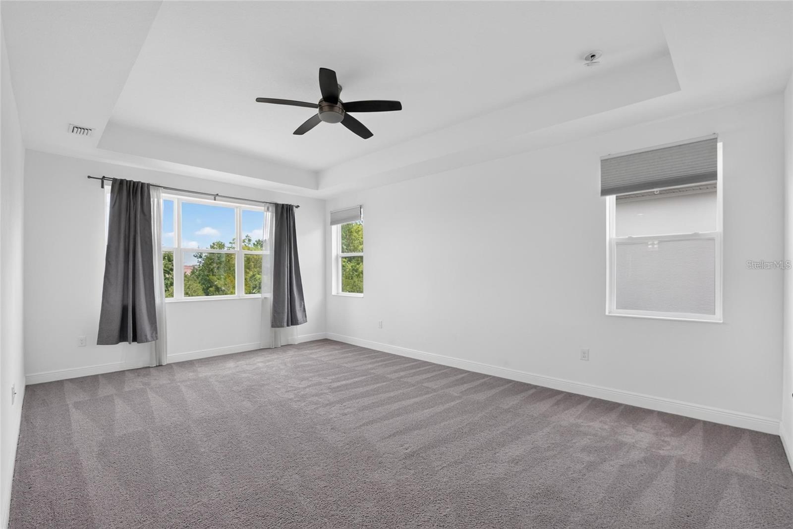 31142 LINDENTREE DR — photo 15