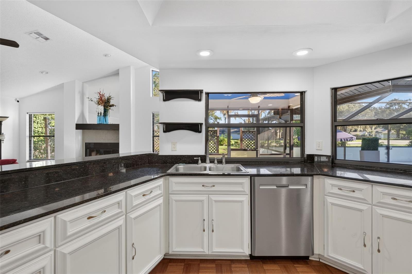 4104 CONCORD WAY — photo 22