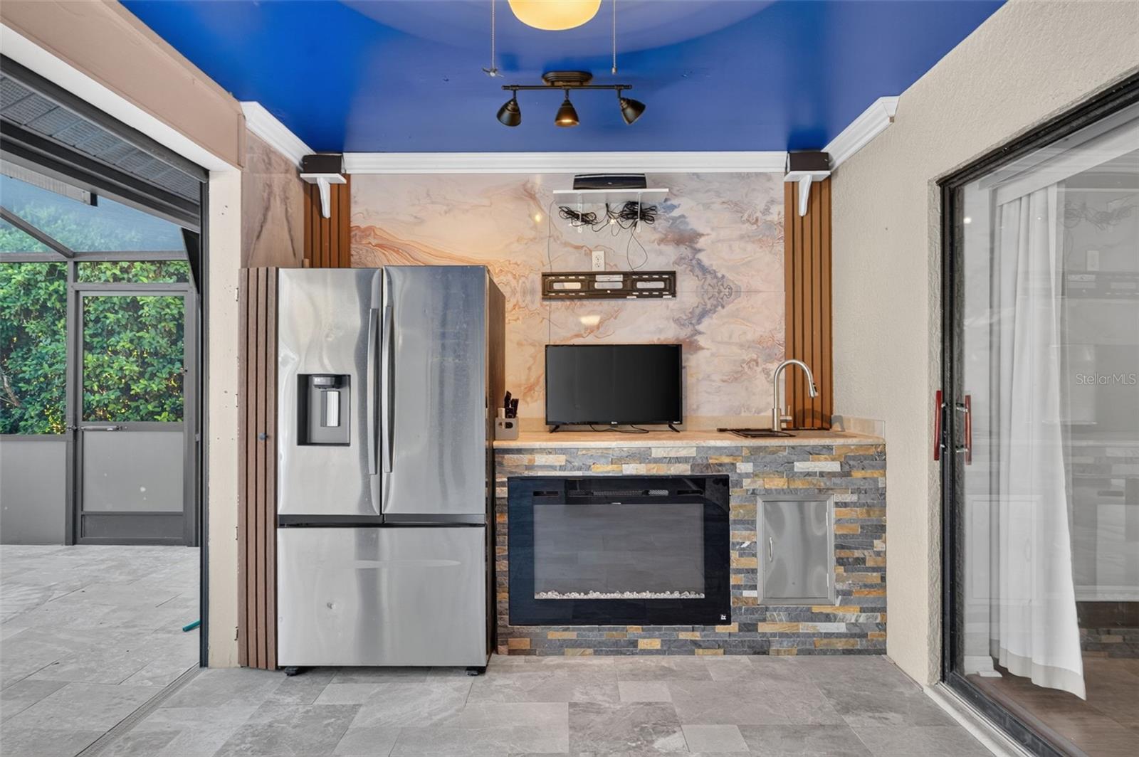 4104 CONCORD WAY — photo 42