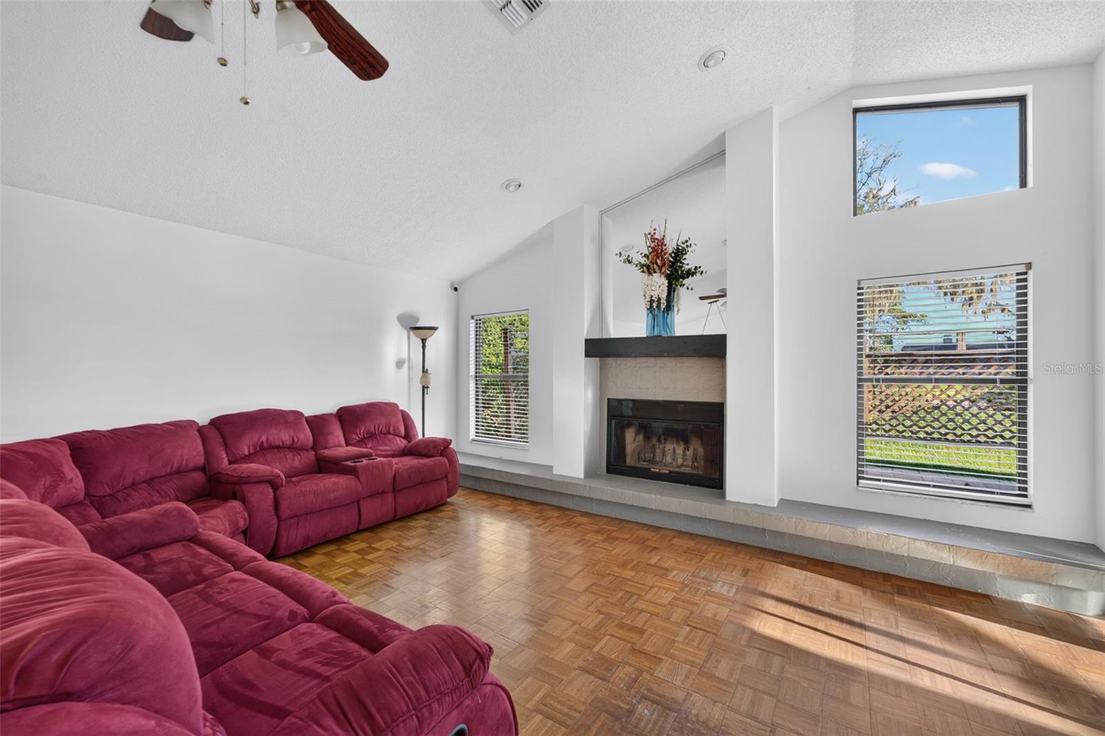 4104 CONCORD WAY — photo 10