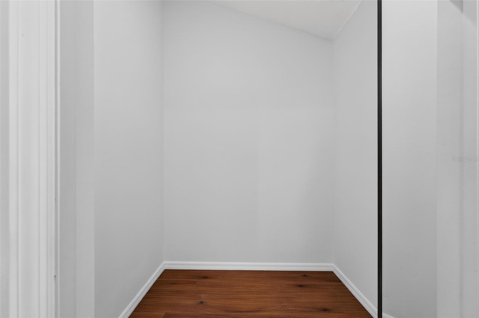 4104 CONCORD WAY — photo 28