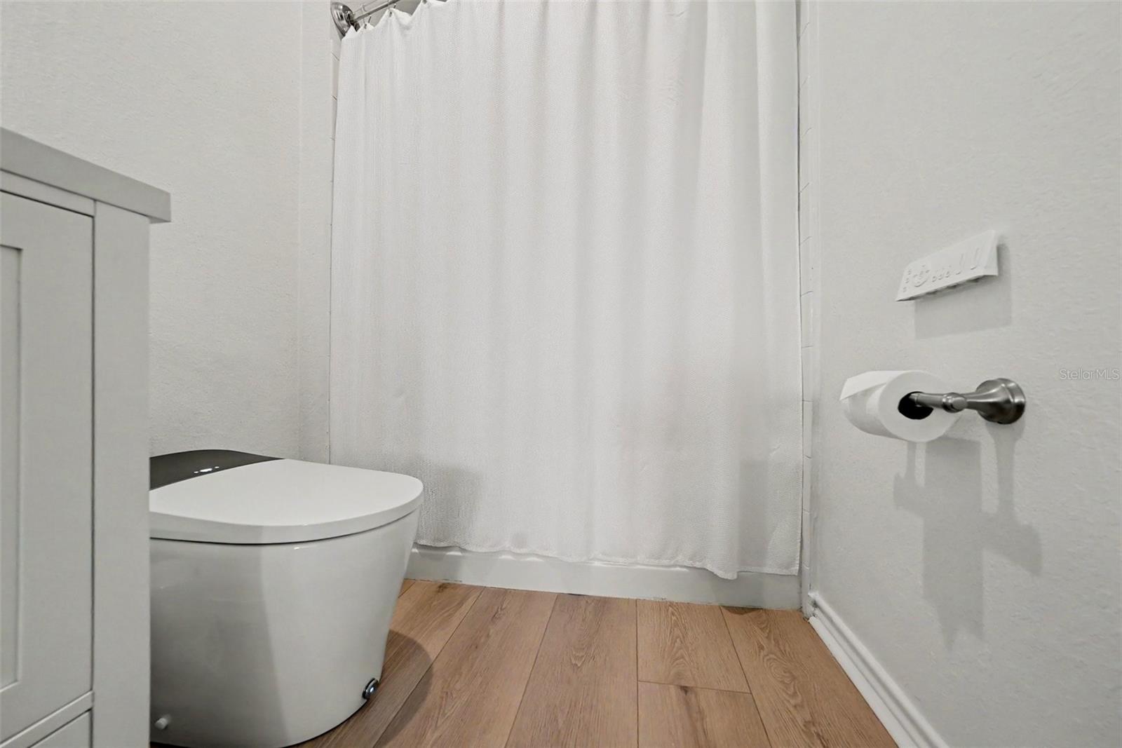 4306 BAYSIDE VILLAGE DR #204 — photo 19