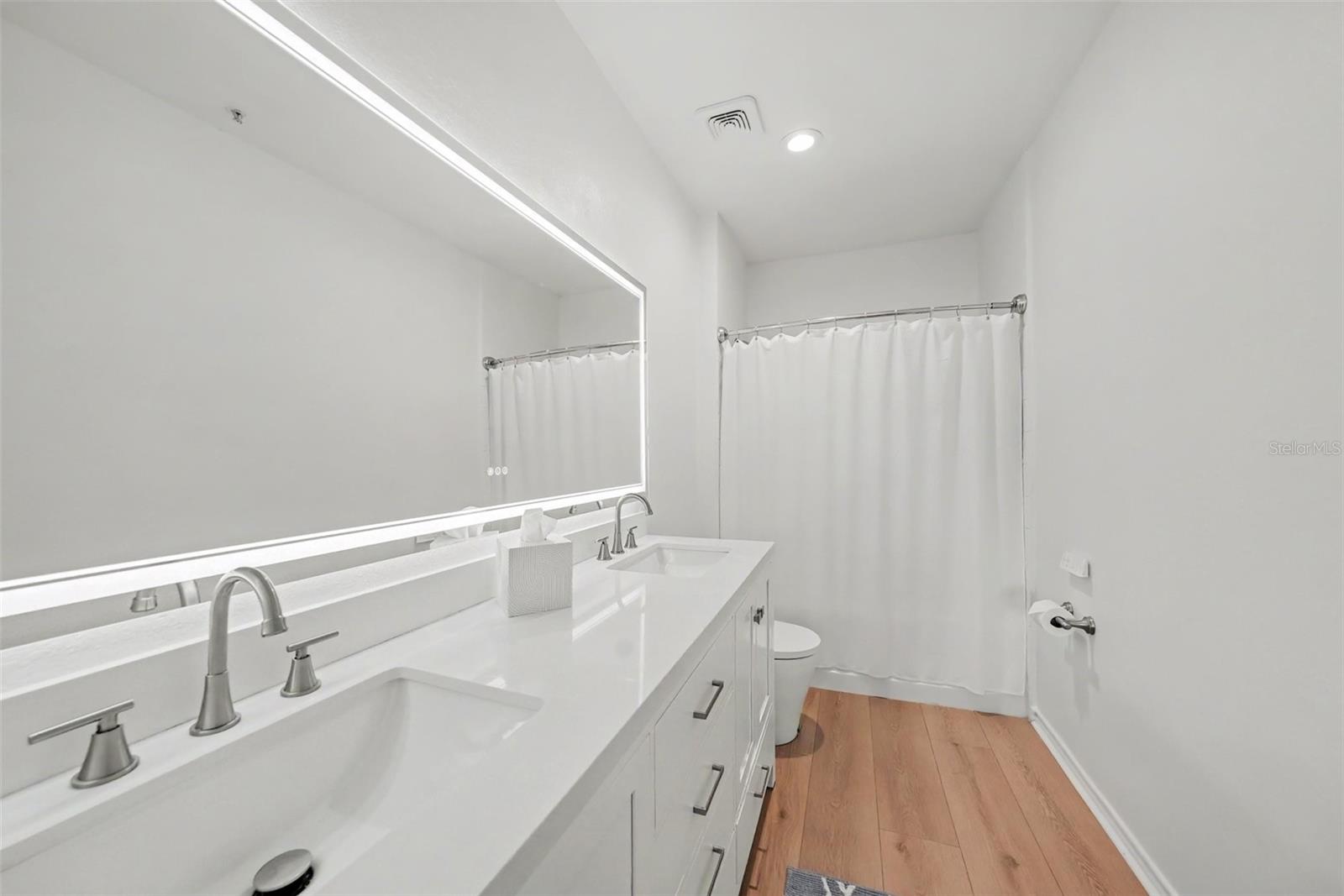 4306 BAYSIDE VILLAGE DR #204 — photo 18