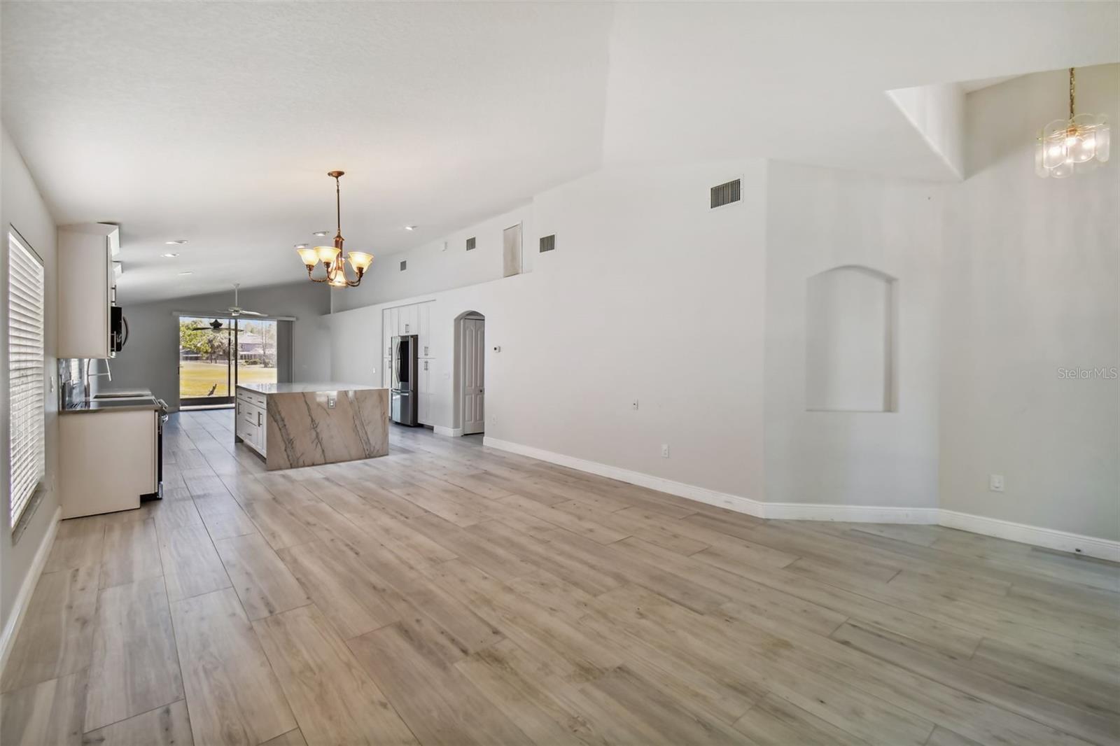 10412 LUCAYA DR — photo 4