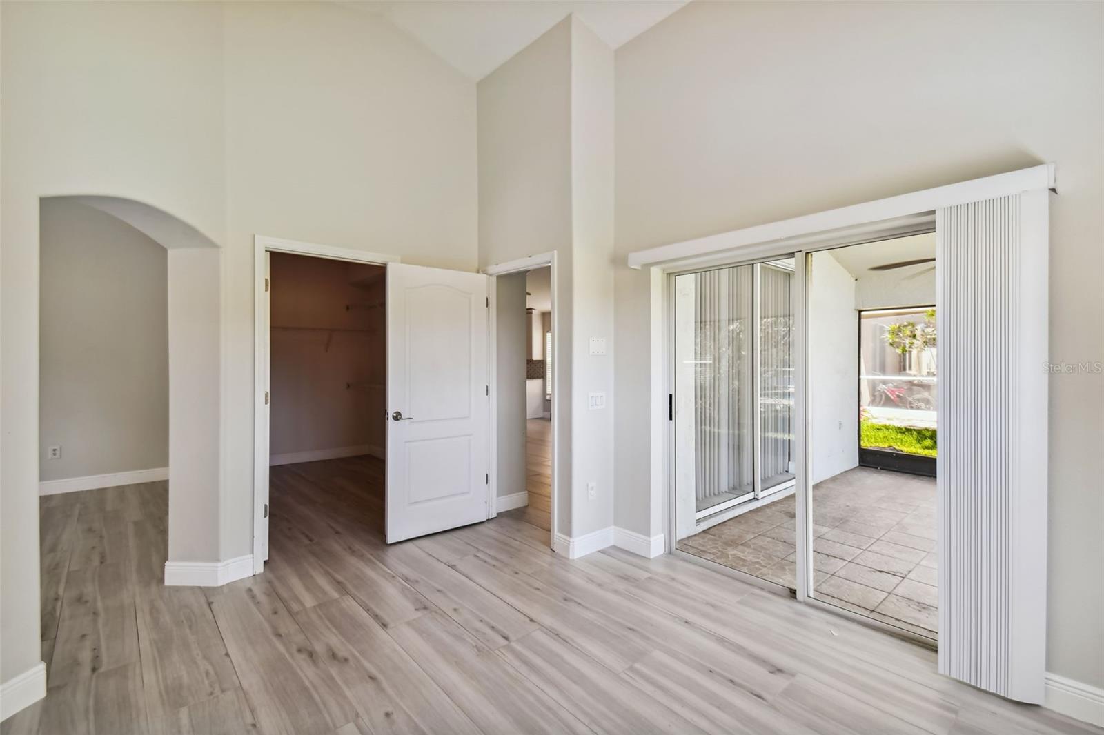 10412 LUCAYA DR — photo 13