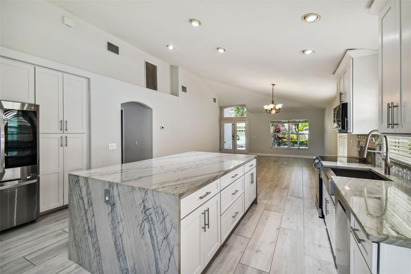 10412 LUCAYA DR — photo 7