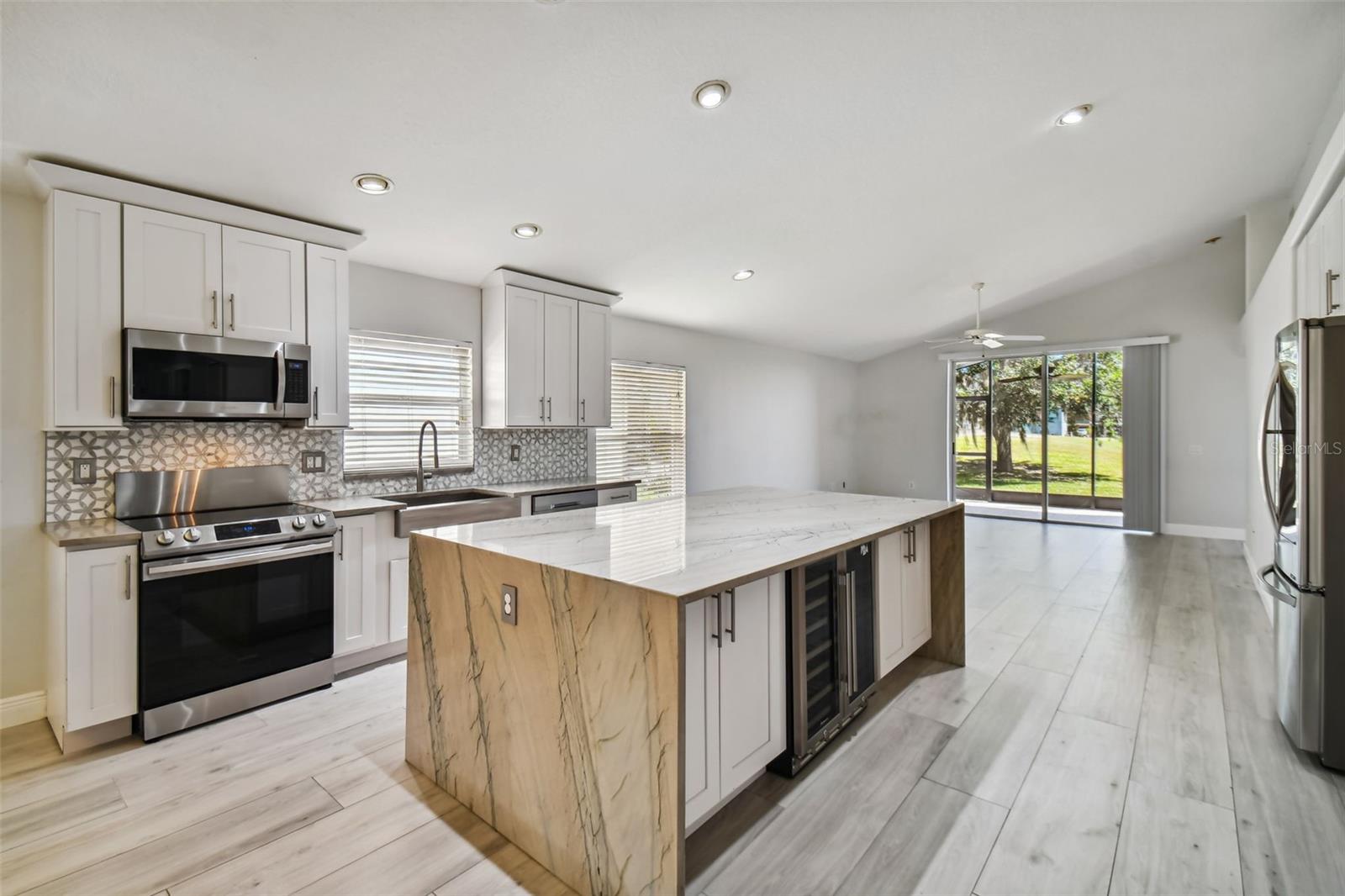 10412 LUCAYA DR — photo 5