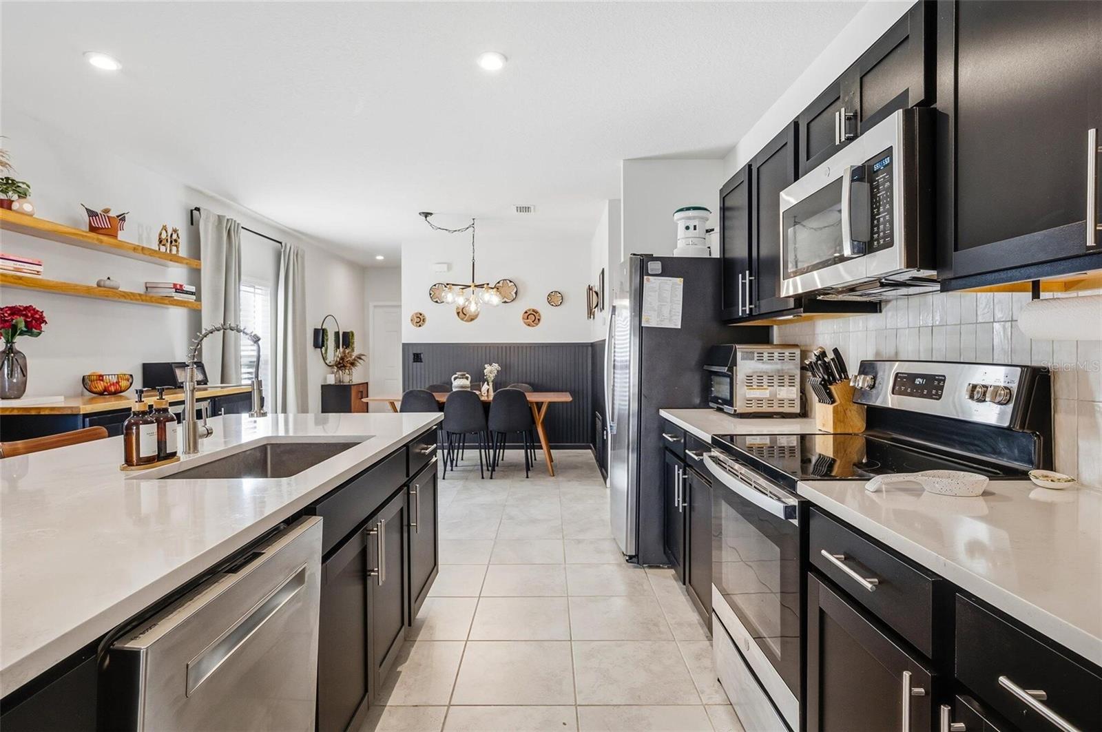 35191 BRIENNE ST — photo 12
