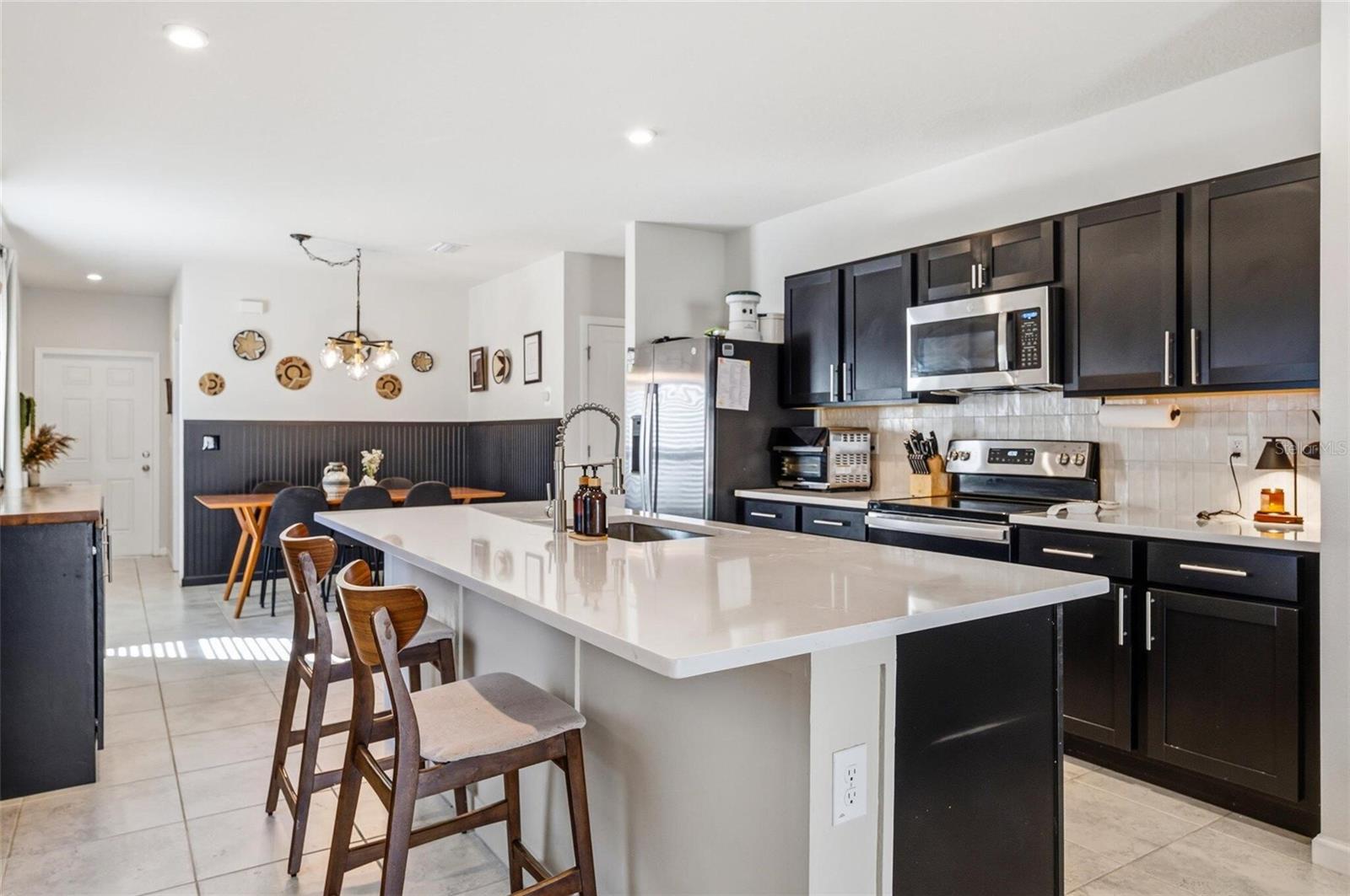 35191 BRIENNE ST — photo 10