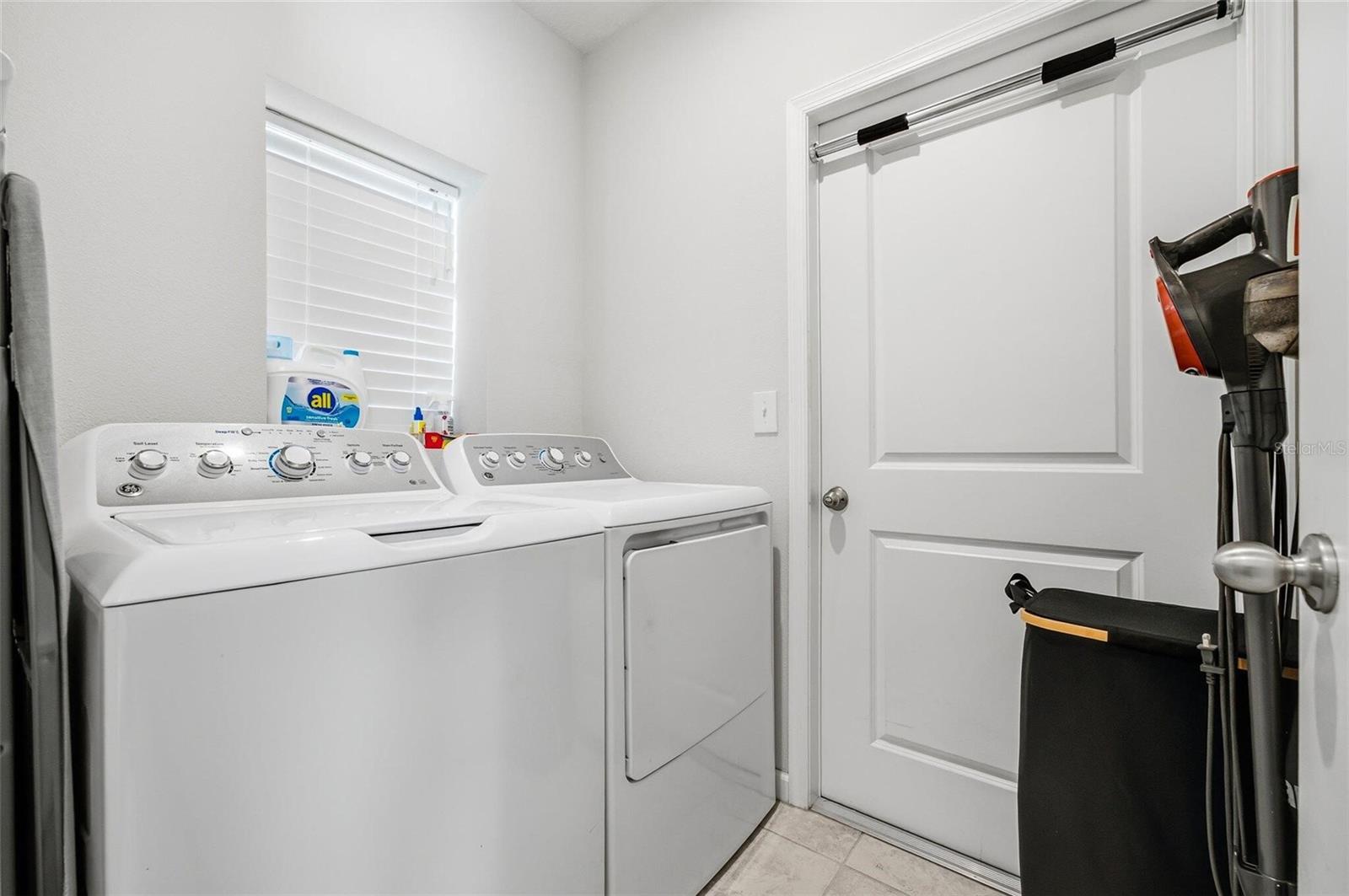 35191 BRIENNE ST — photo 27