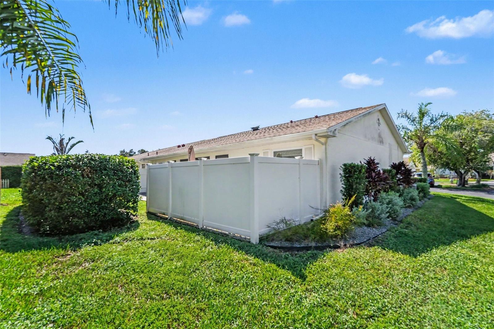 1811 BRETH CT — photo 23