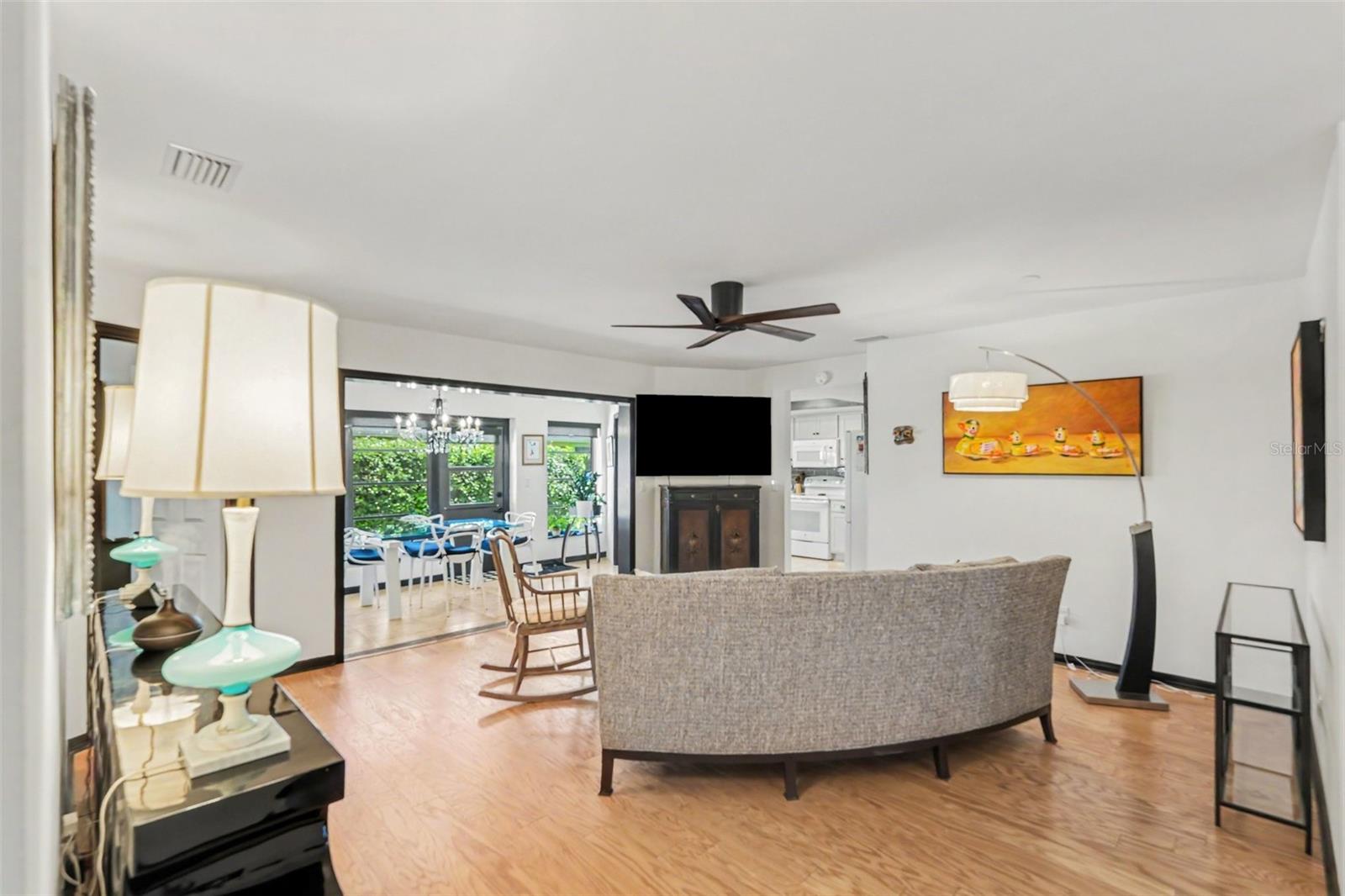 1811 BRETH CT — photo 2