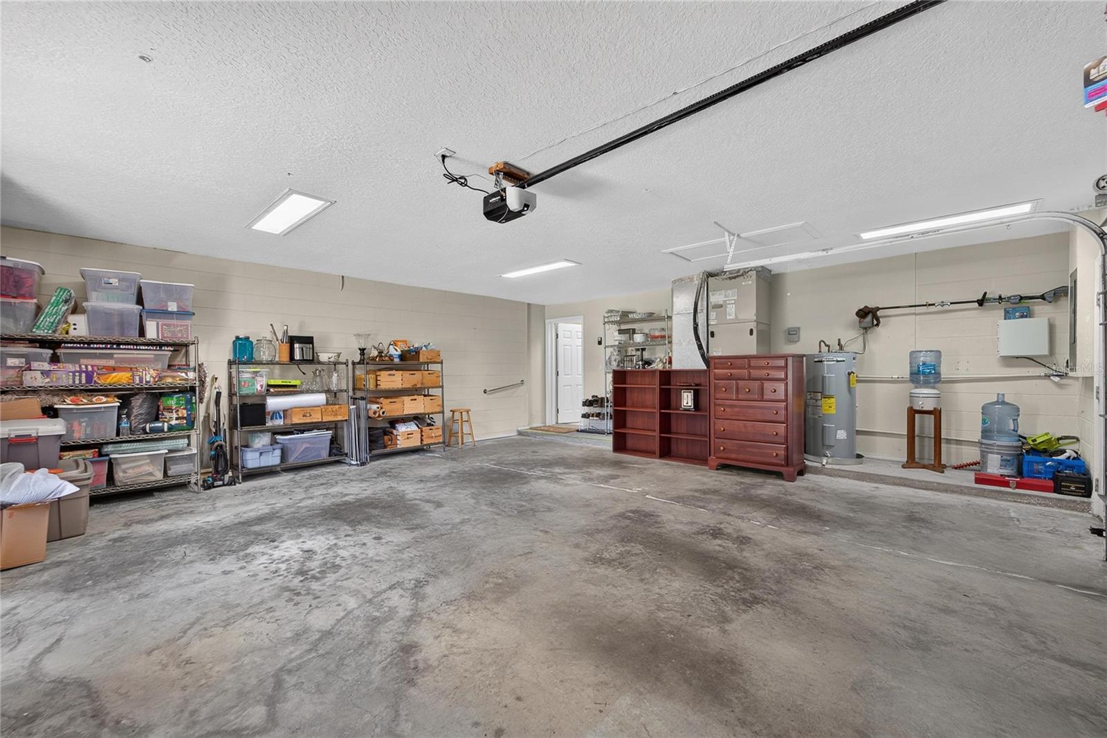 28329 LINDENHURST DR — photo 44