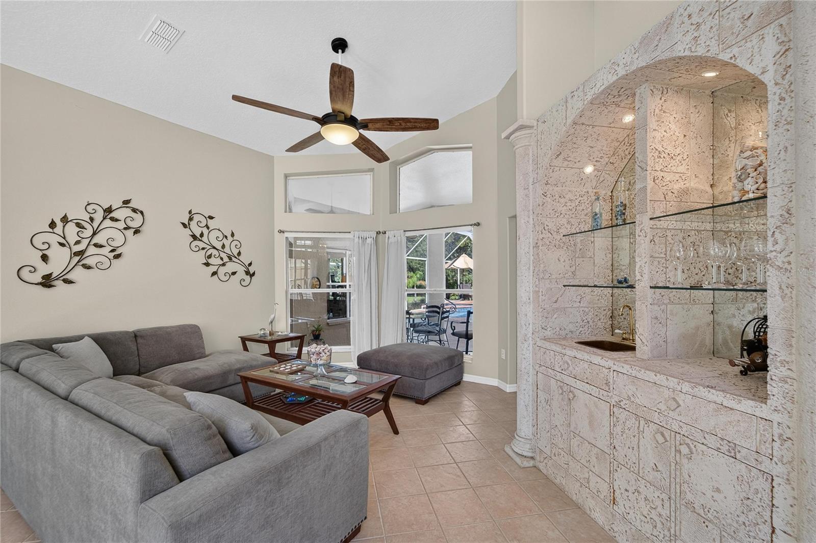 28329 LINDENHURST DR — photo 11