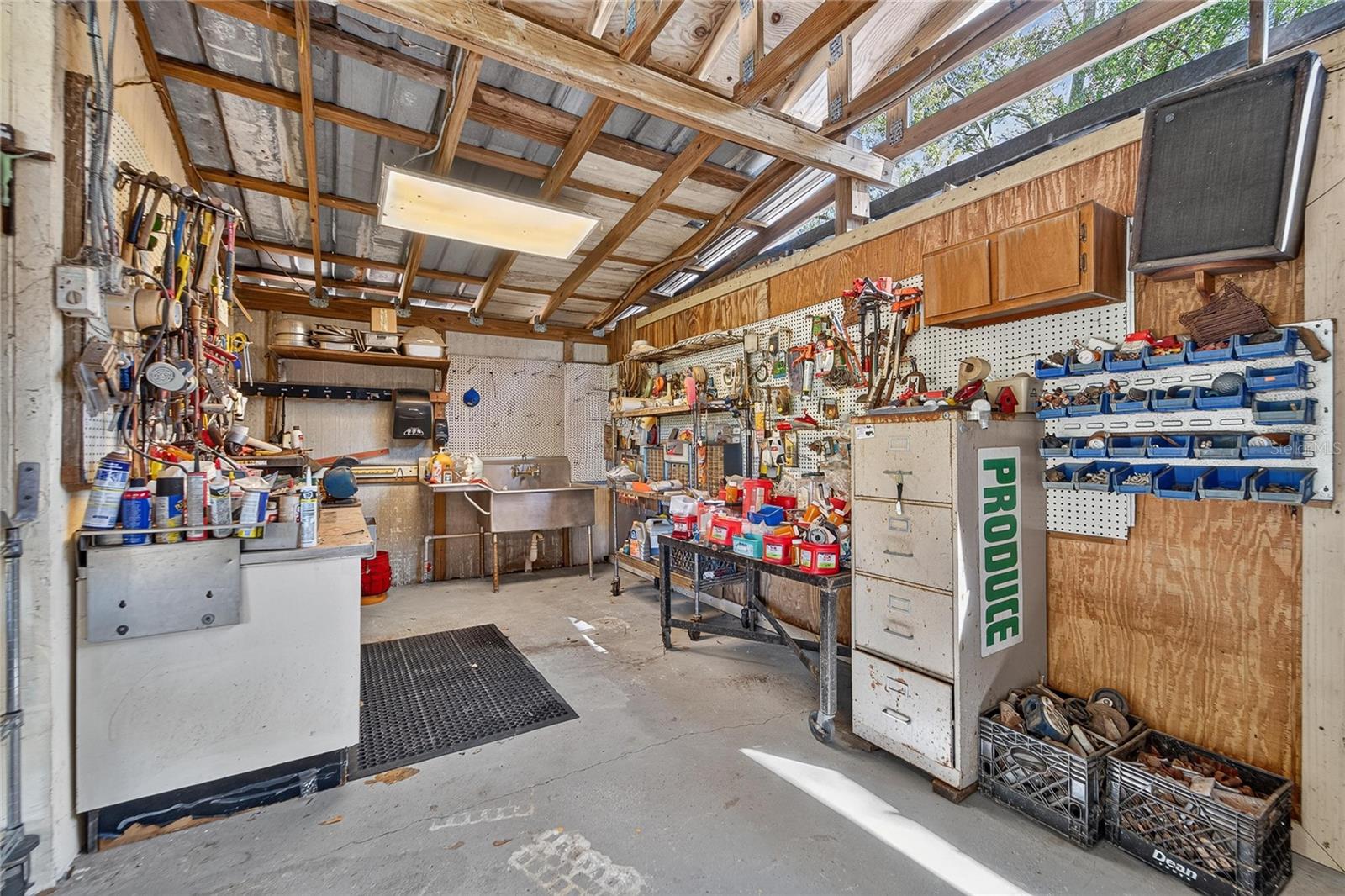 28329 LINDENHURST DR — photo 59
