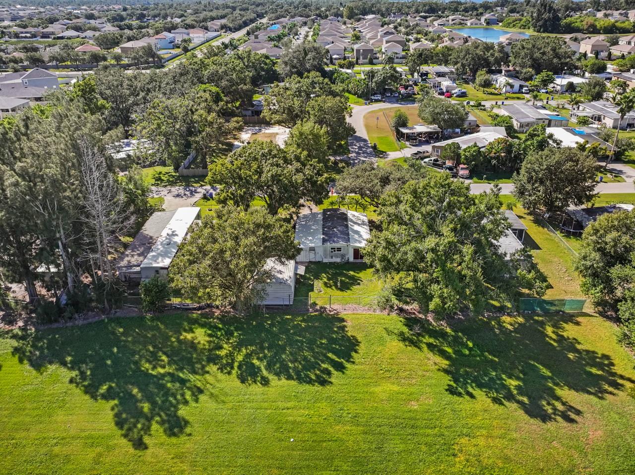 105 DOMINO DR N — photo 14