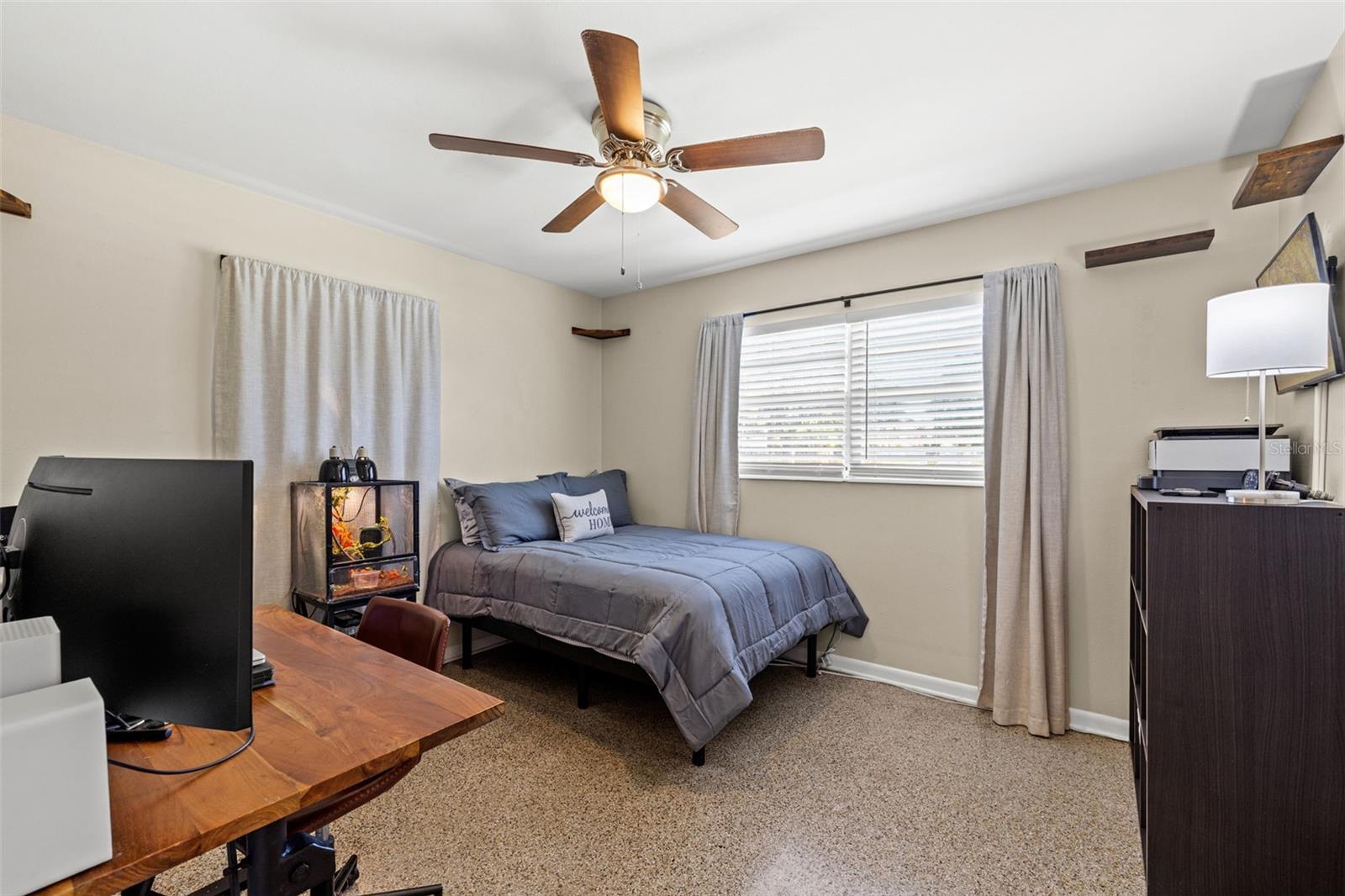 4601 W HAWTHORNE RD — photo 20