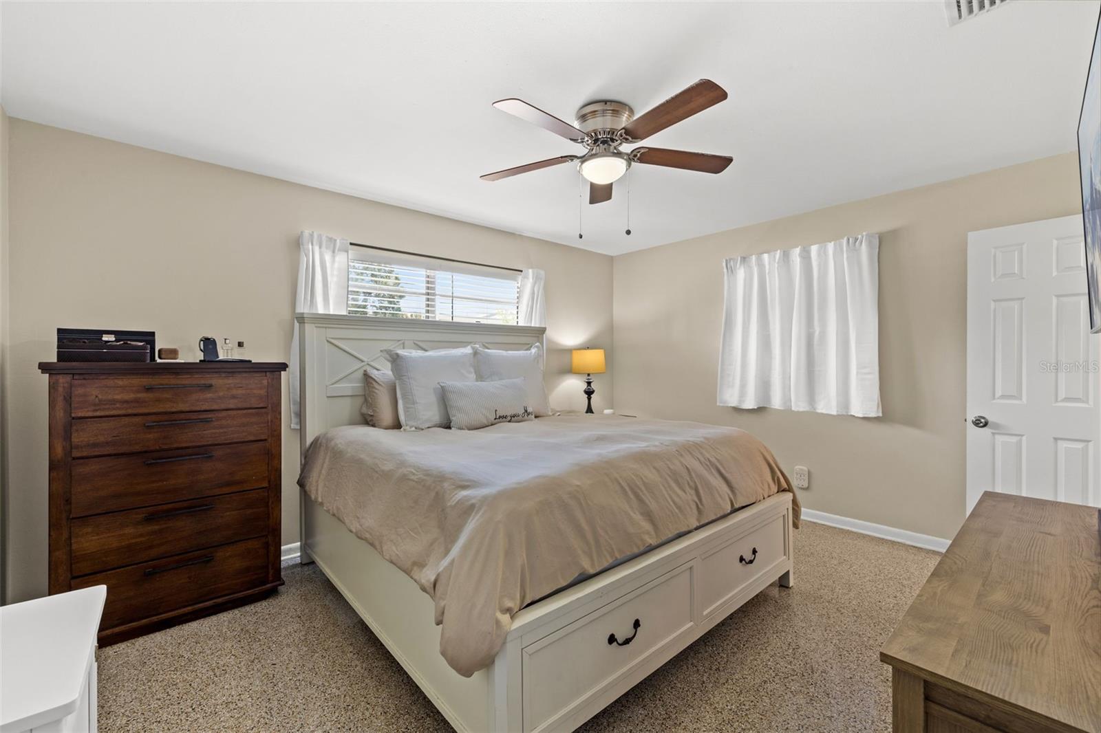 4601 W HAWTHORNE RD — photo 15