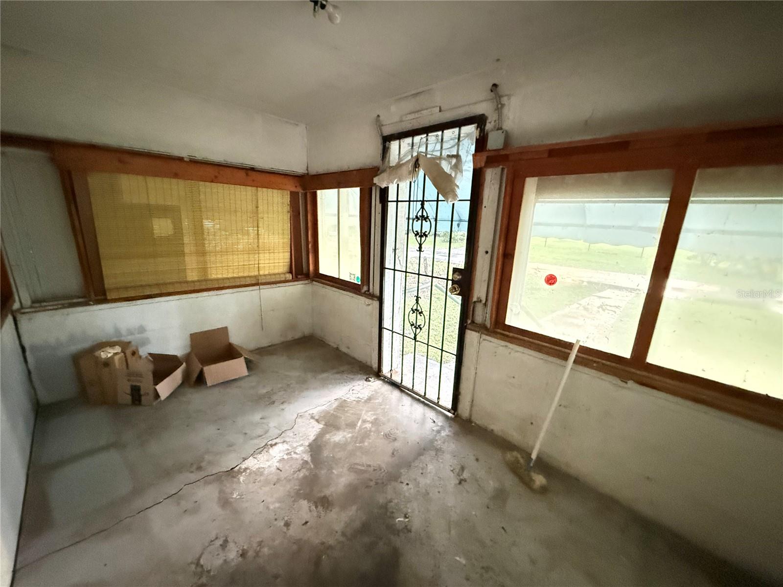 10109 N JASMINE AVE — photo 21