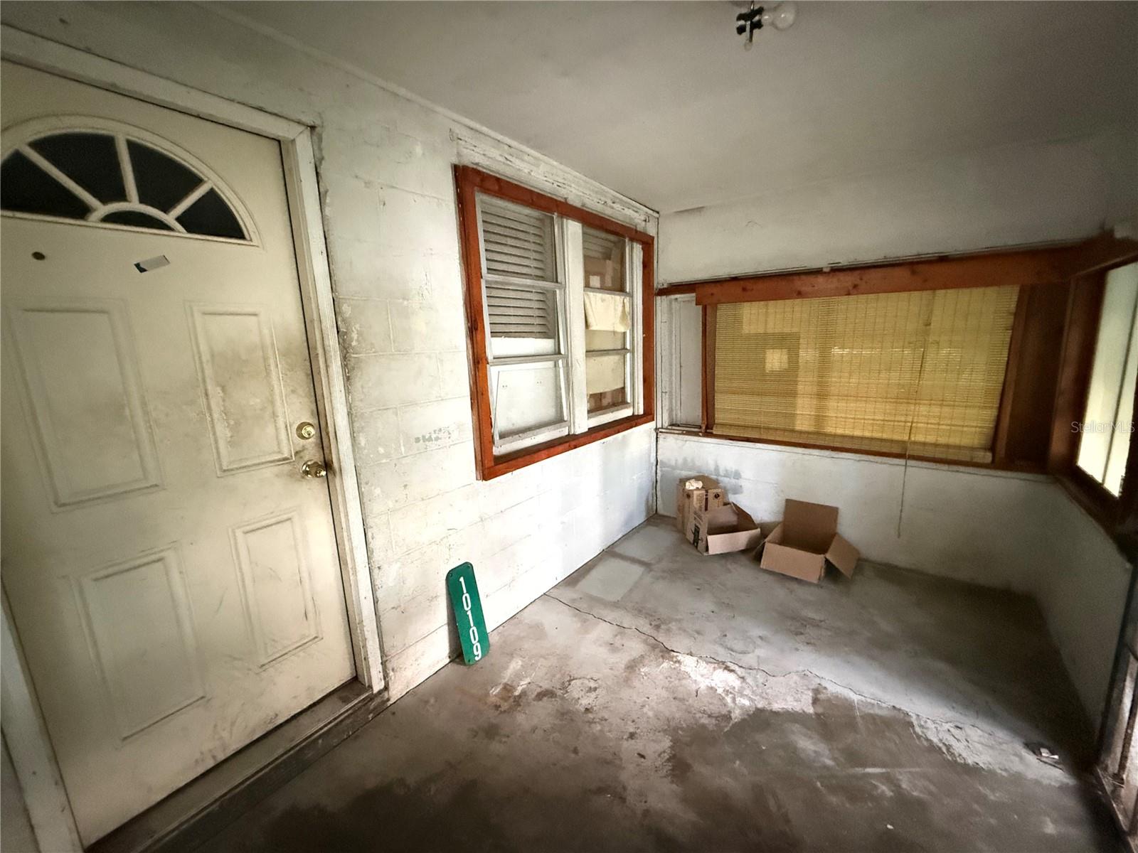 10109 N JASMINE AVE — photo 20