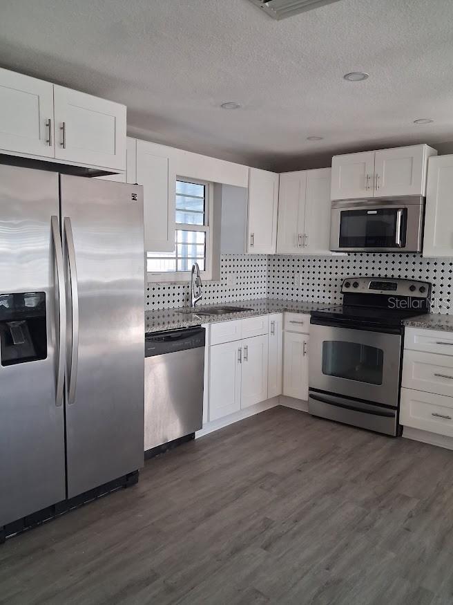 1051 MAYBURY DR — photo 4