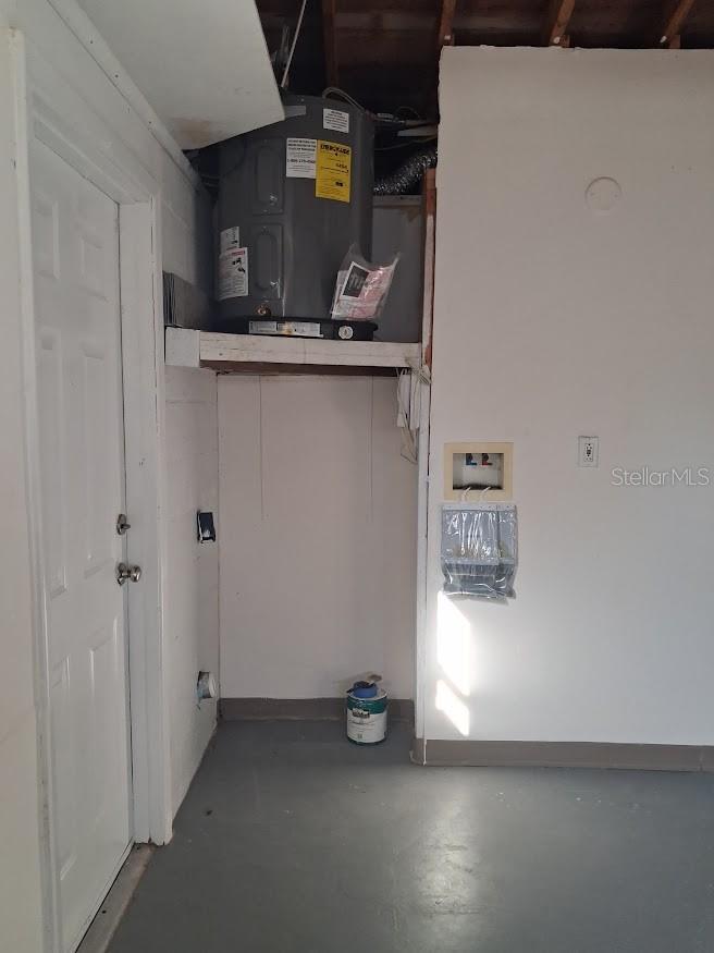 1051 MAYBURY DR — photo 15