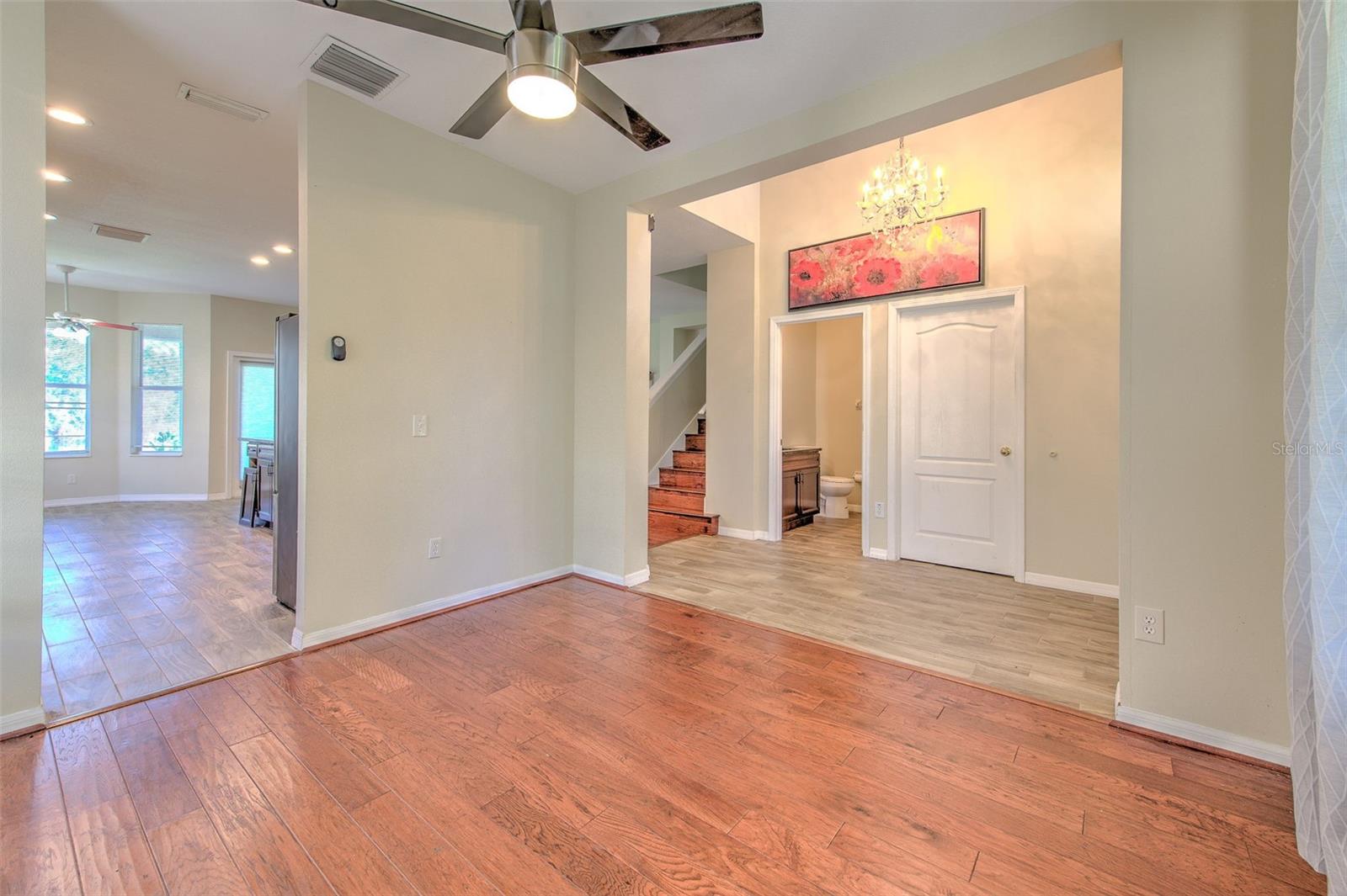 8804 SANDY PLAINS DR — photo 10