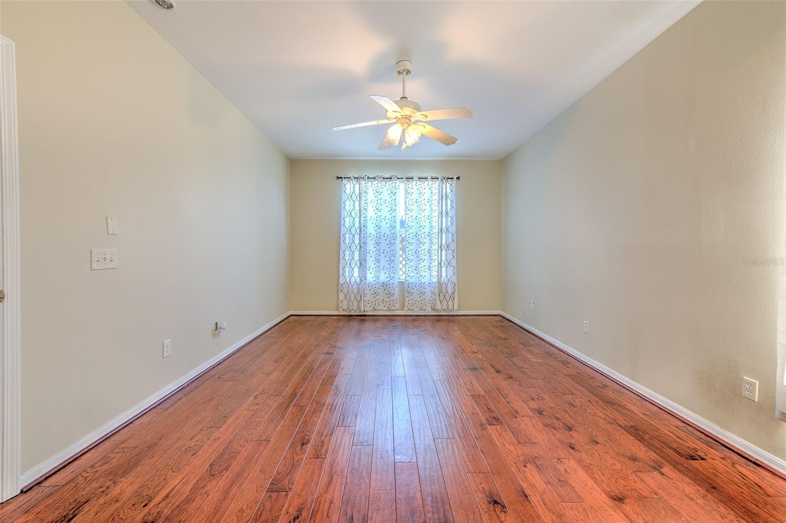 8804 SANDY PLAINS DR — photo 28