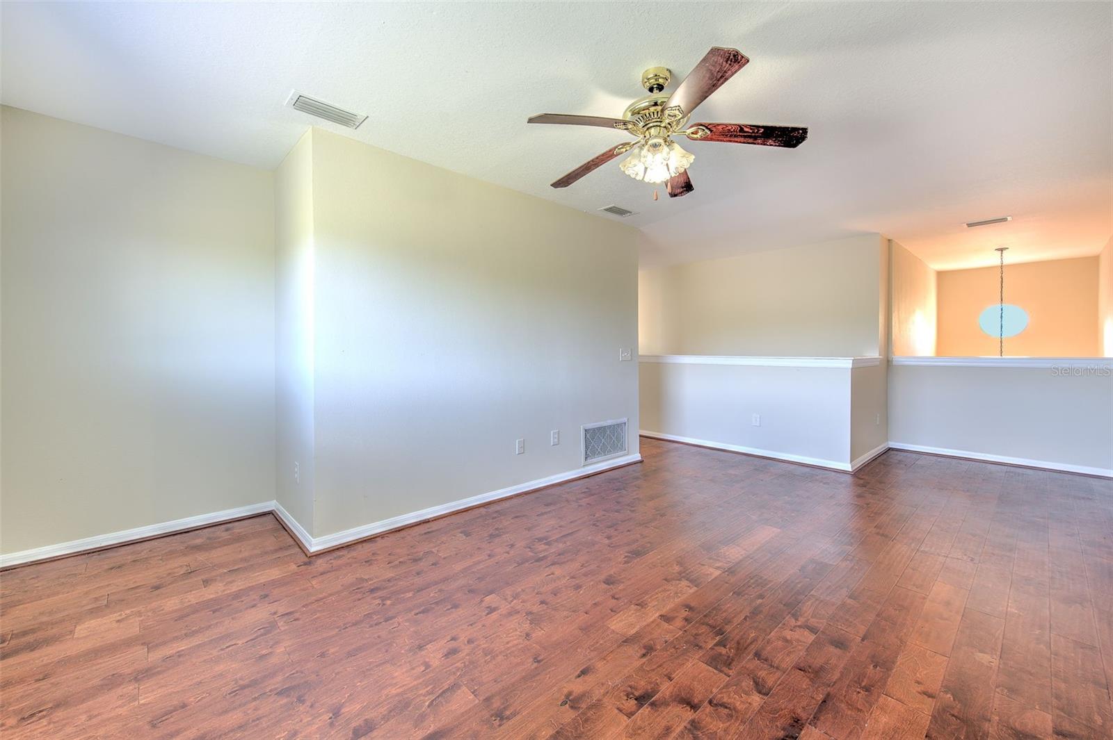 8804 SANDY PLAINS DR — photo 37
