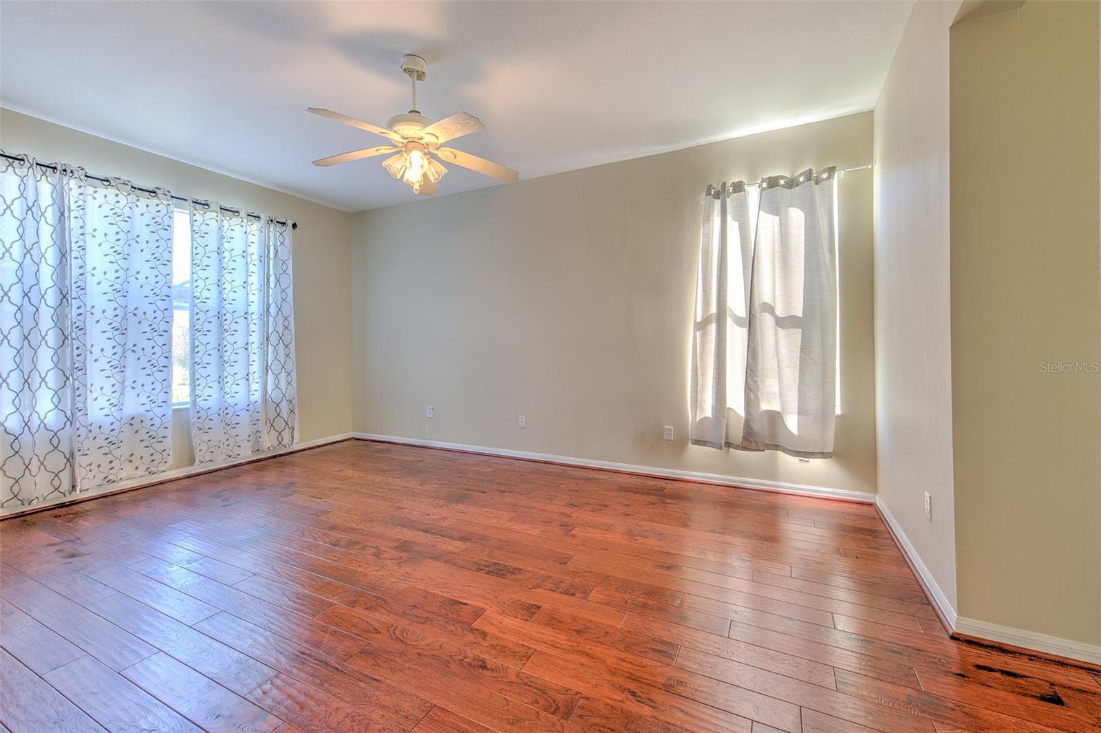 8804 SANDY PLAINS DR — photo 26