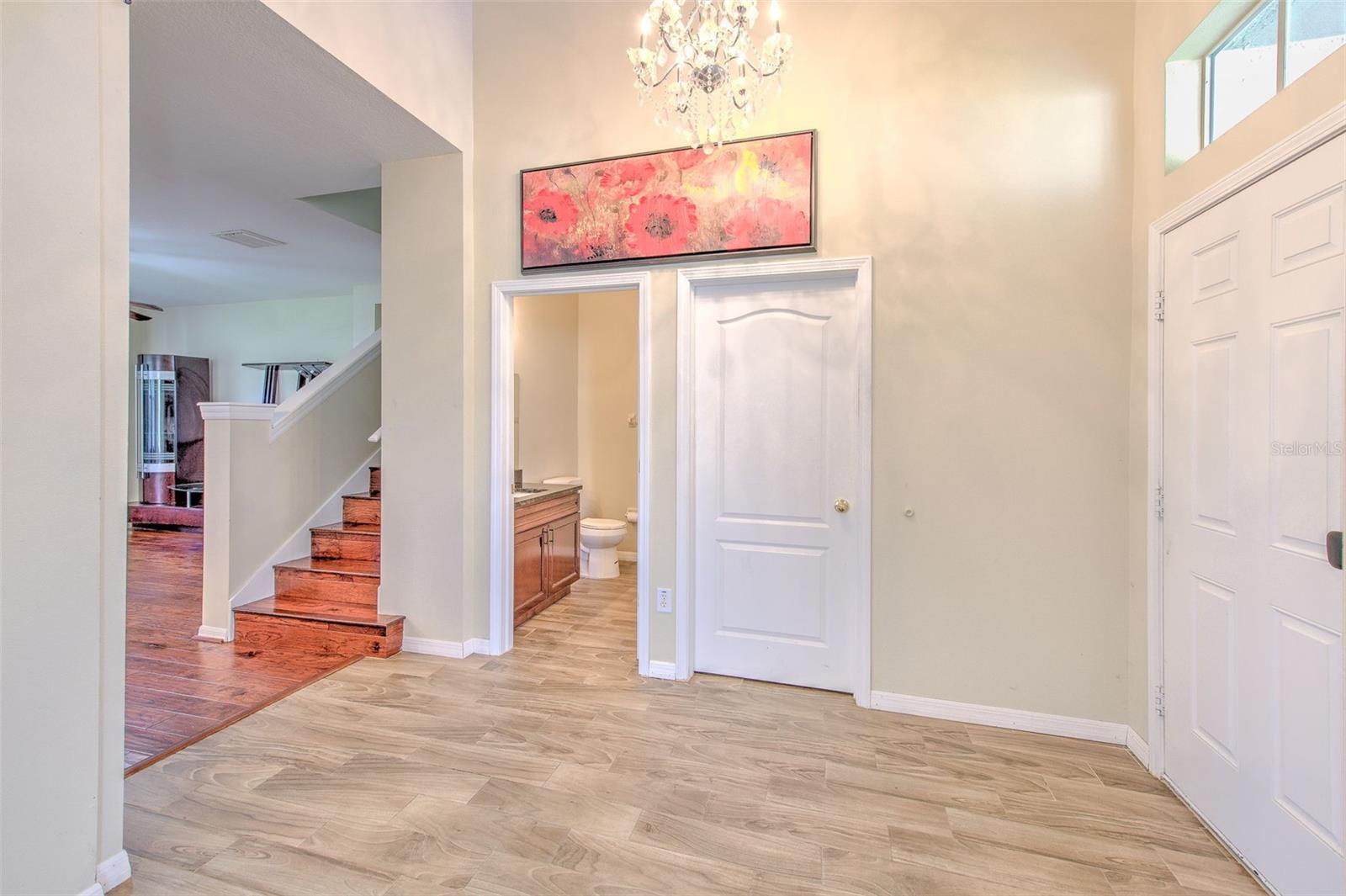 8804 SANDY PLAINS DR — photo 14