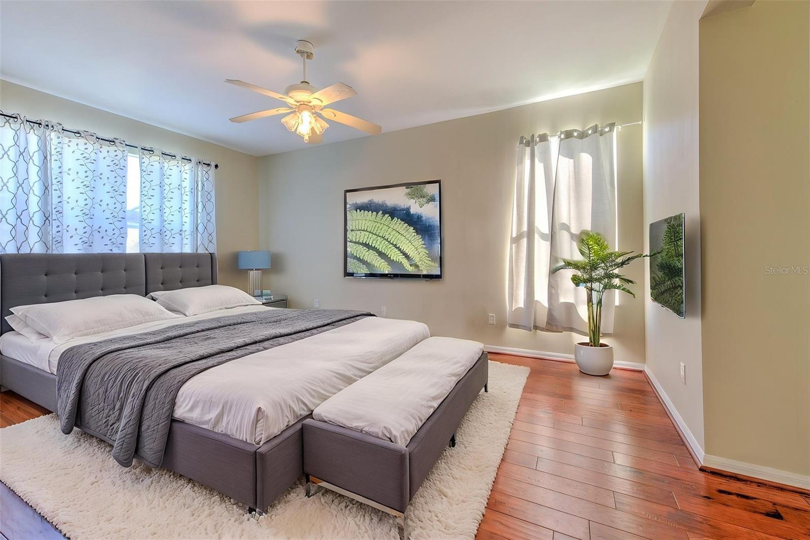 8804 SANDY PLAINS DR — photo 27