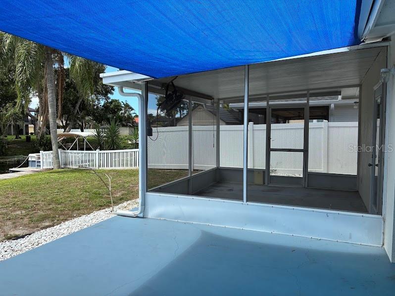 52 CYPRESS DR — photo 13
