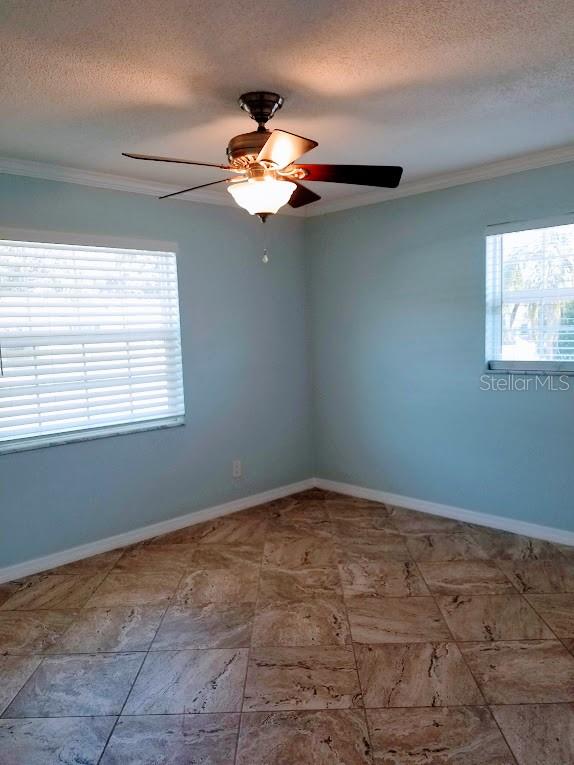 52 CYPRESS DR — photo 27