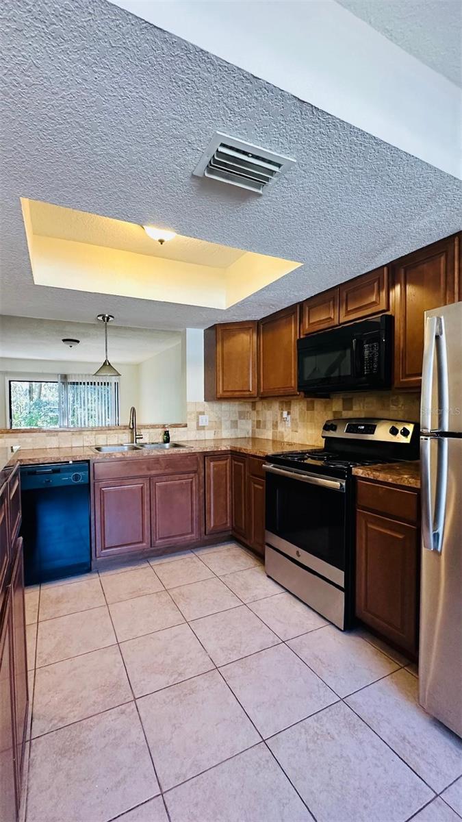 16634 BRIGADOON DR — photo 6