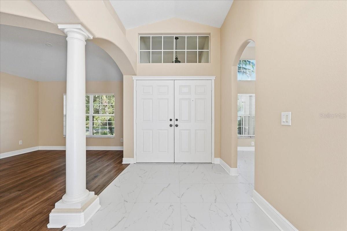 8211 CANYON CREEK WAY — photo 9