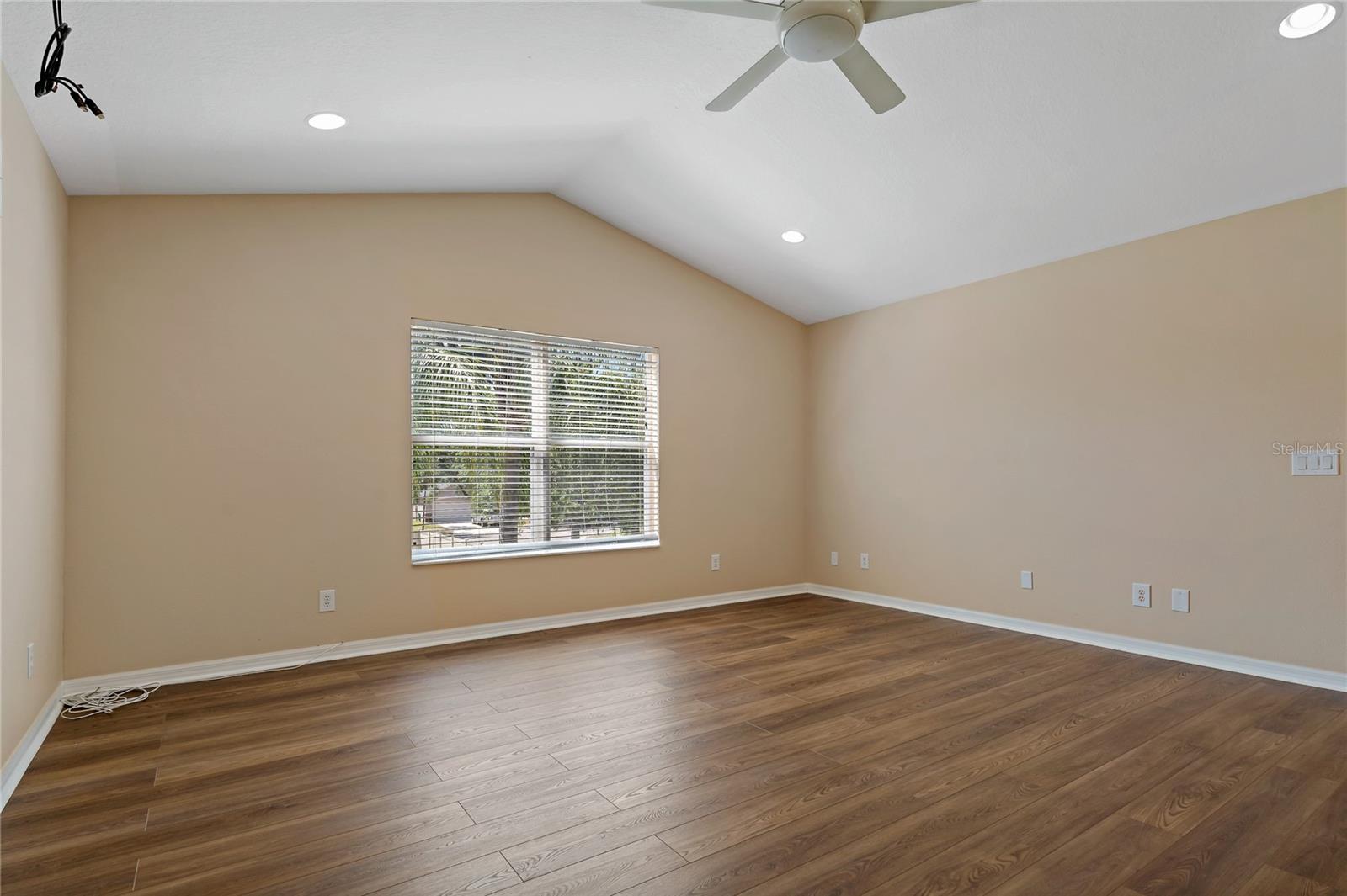 8211 CANYON CREEK WAY — photo 45
