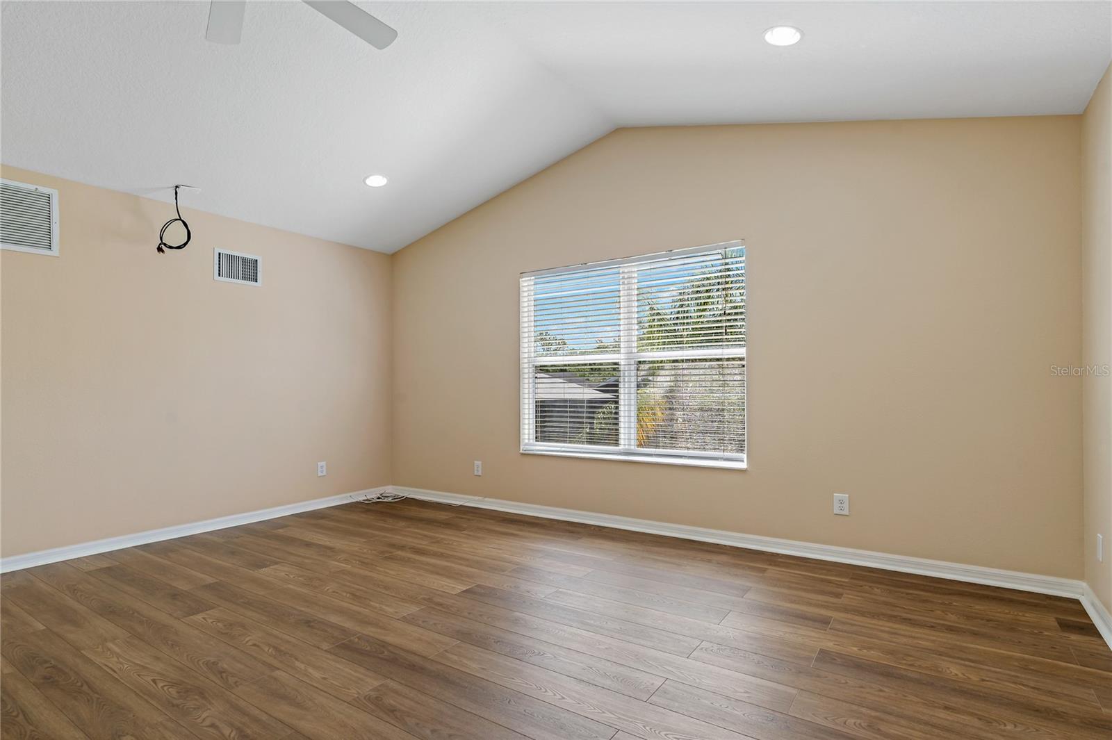8211 CANYON CREEK WAY — photo 44