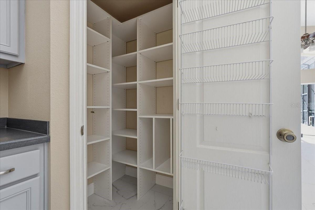 8211 CANYON CREEK WAY — photo 14