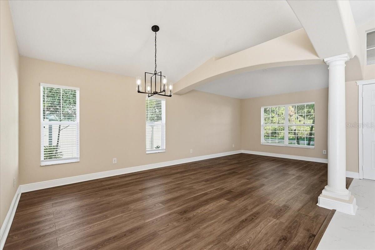 8211 CANYON CREEK WAY — photo 21