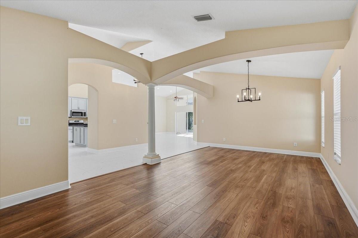 8211 CANYON CREEK WAY — photo 22