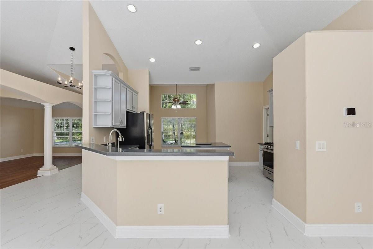 8211 CANYON CREEK WAY — photo 23