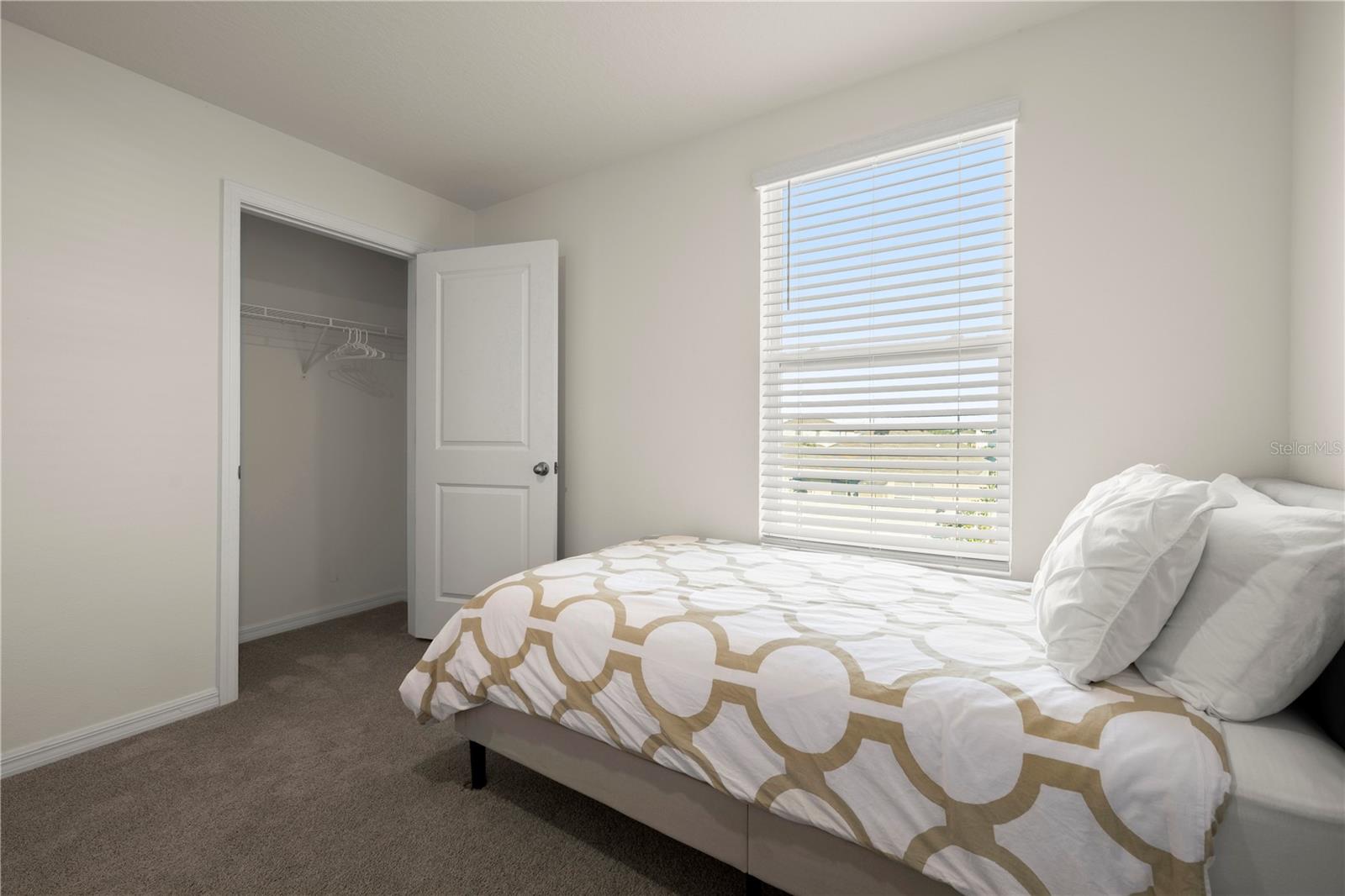 16762 SUNBURST LAKE ST — photo 28