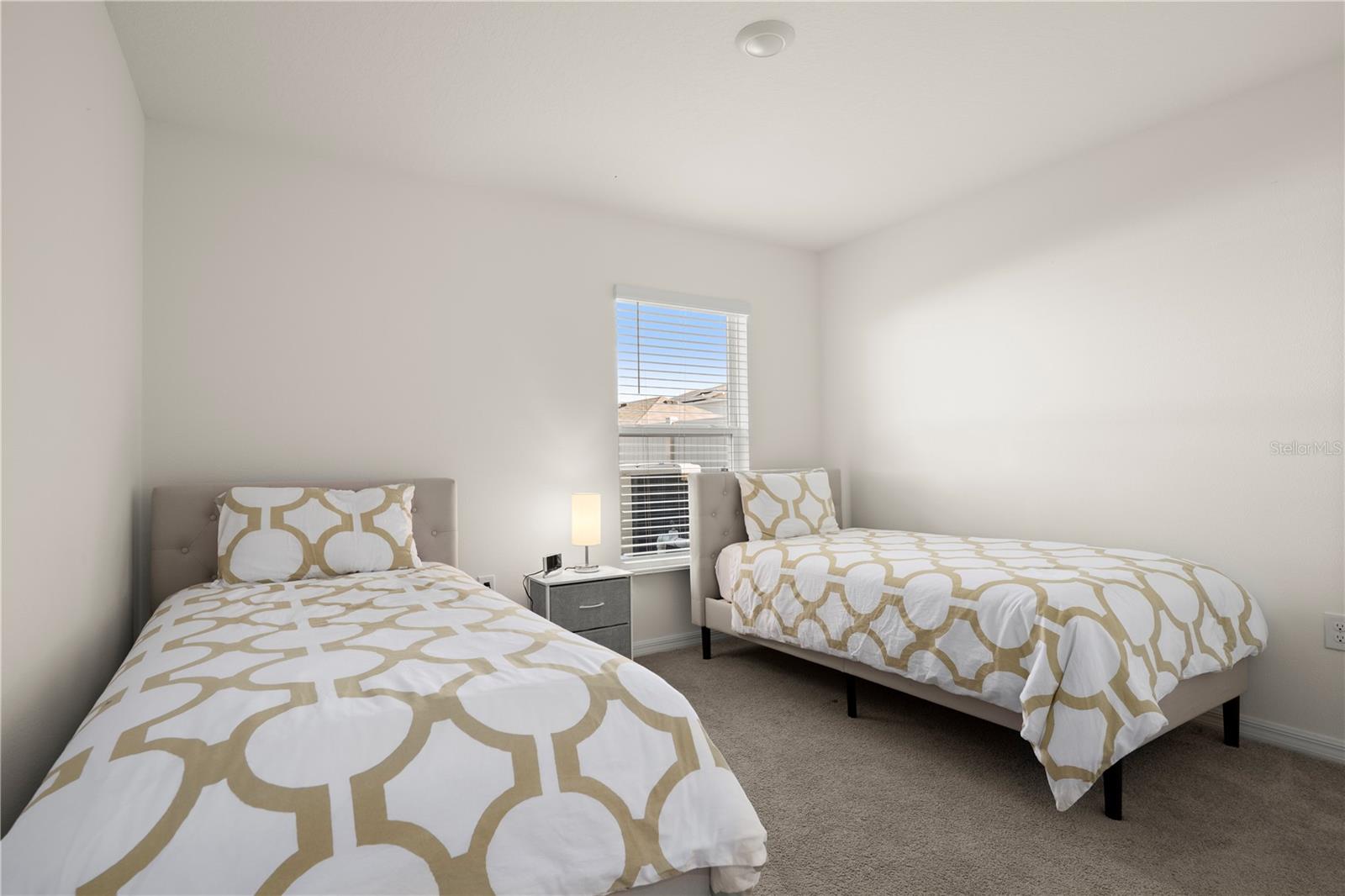 16762 SUNBURST LAKE ST — photo 18