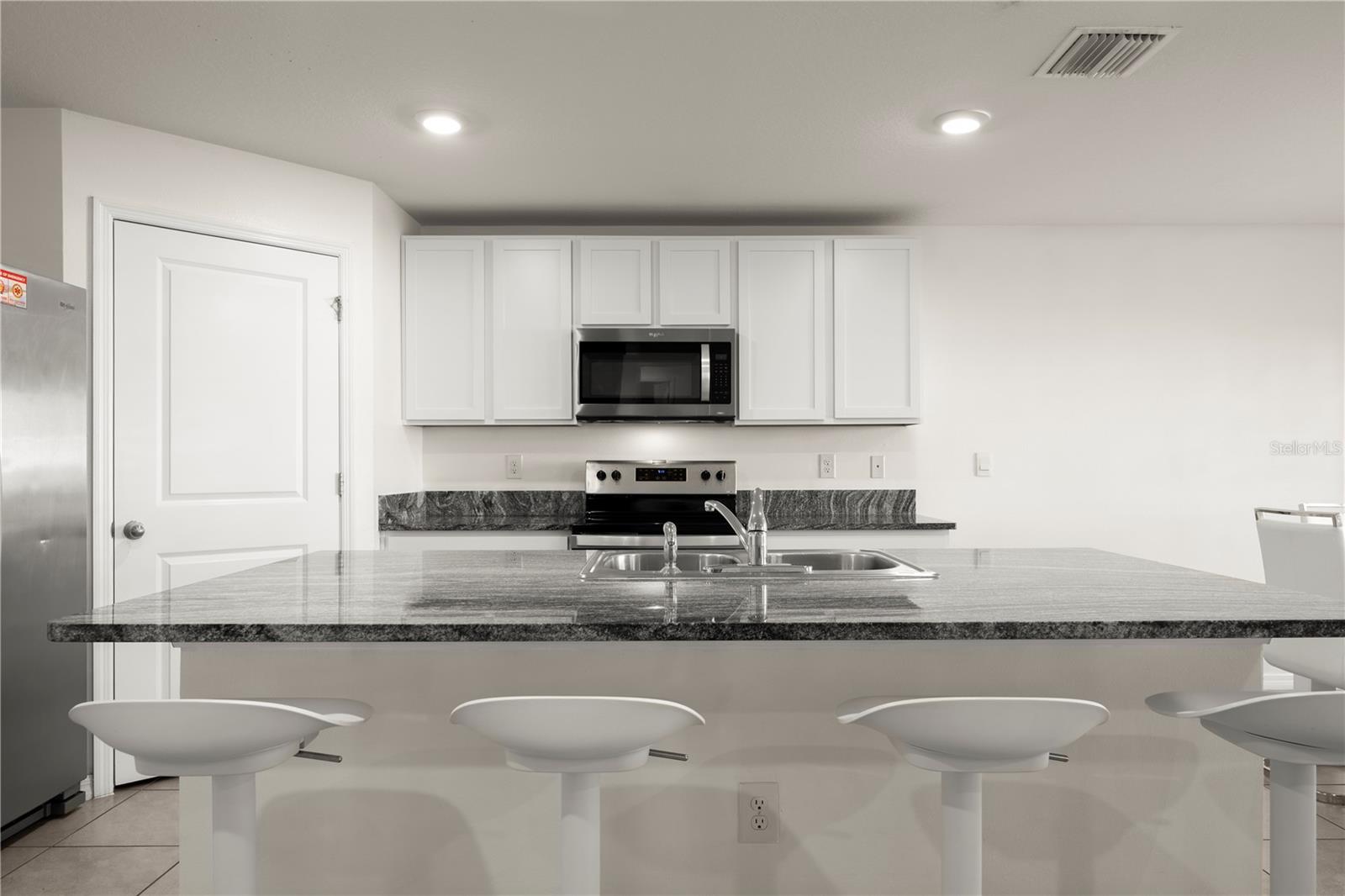 16762 SUNBURST LAKE ST — photo 13