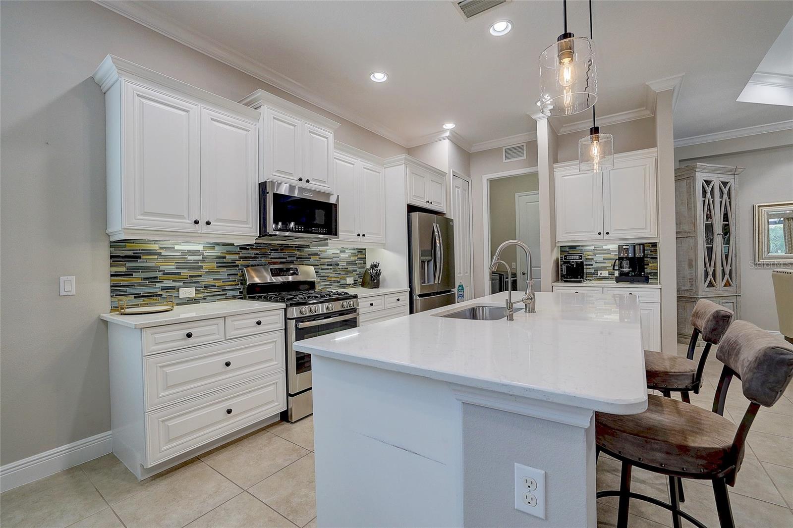3718 WOODCLIFF LAKE TER — photo 17