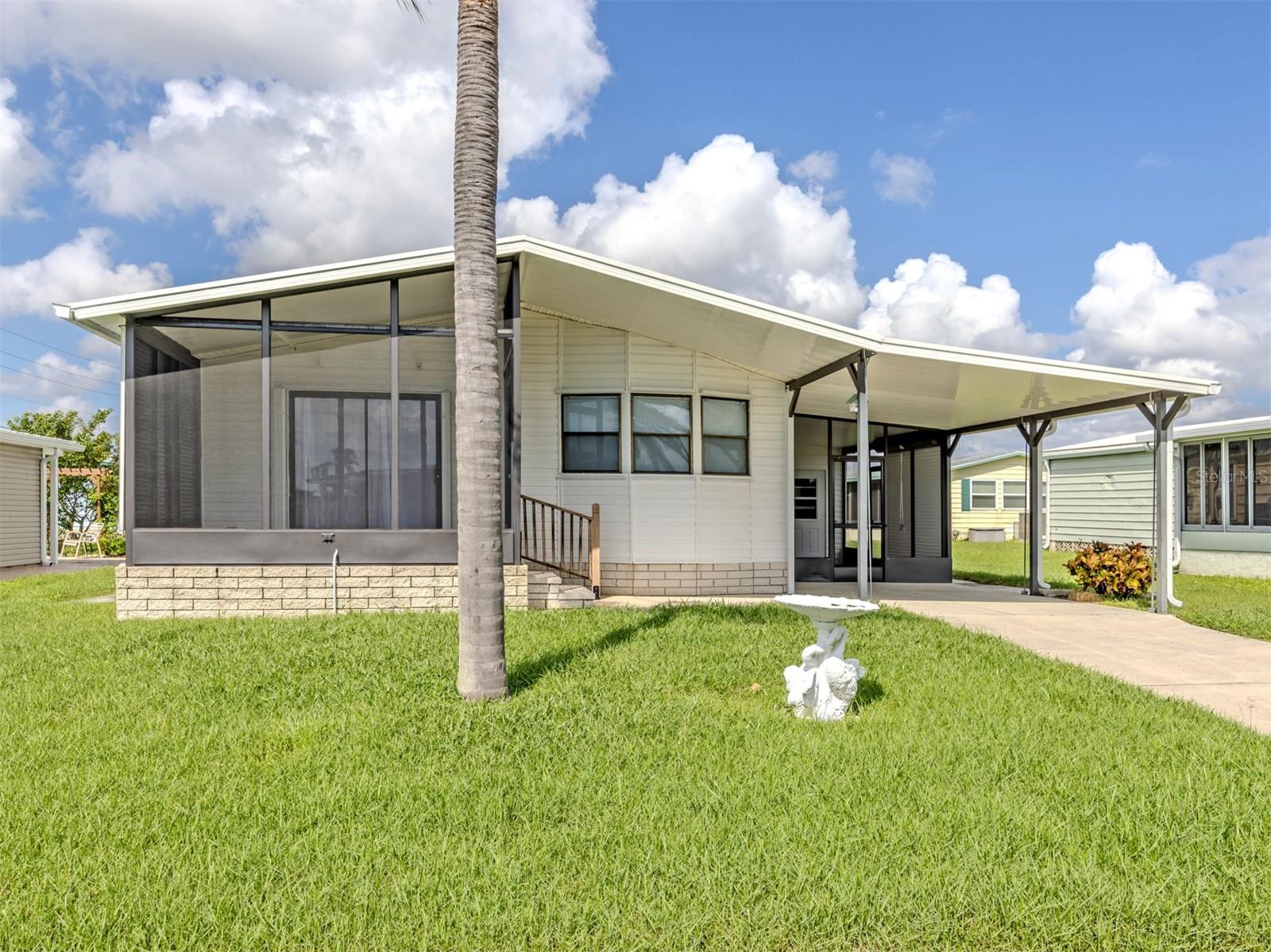 339 OUTRIGGER PL — photo 5