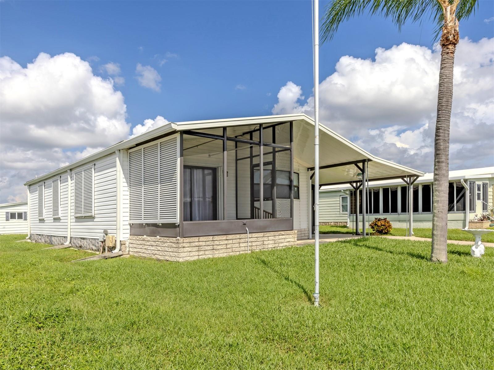 339 OUTRIGGER PL — photo 3