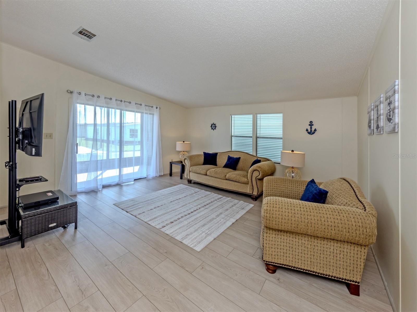 339 OUTRIGGER PL — photo 10