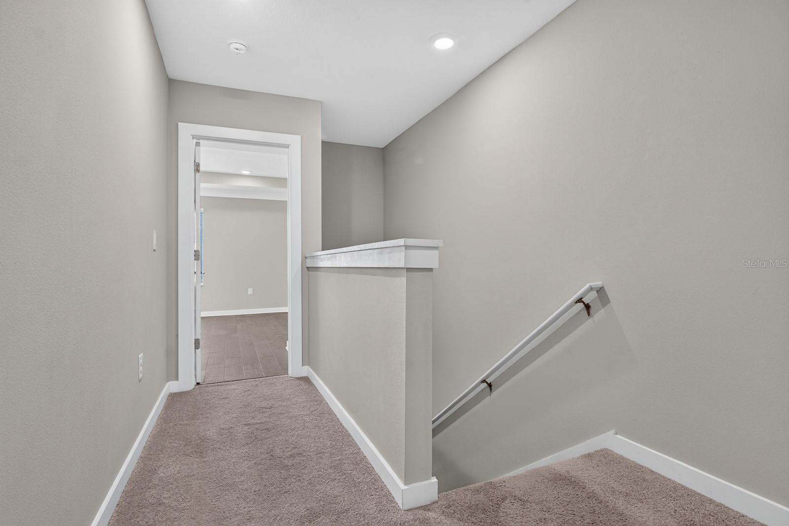 2704 W GRAY ST #A — photo 39